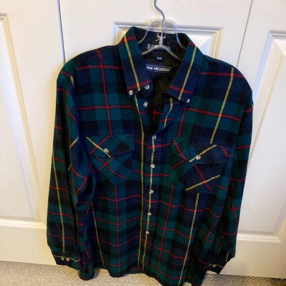 Van Heusen Flannel Shirt Mens M Plaid Button Up Long Sleeve, 2 pockets - Picture 1 of 4
